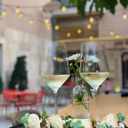 Hotel Old Port Limassol