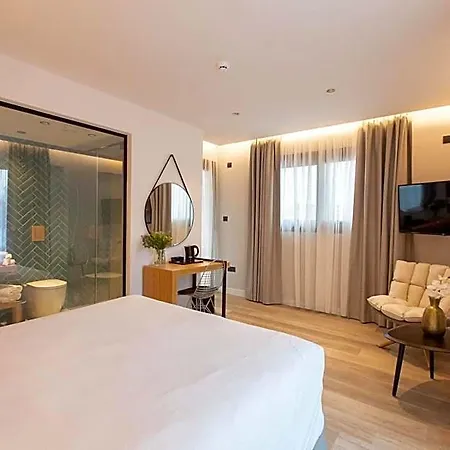 Old Port Hotel 3*