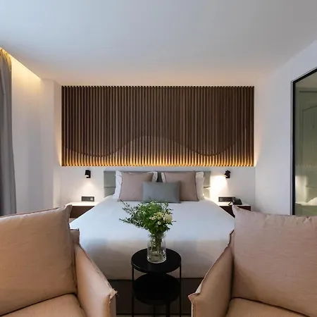 Old Port Hotel 3*