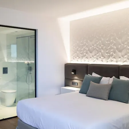 Hotel Old Port Limassol