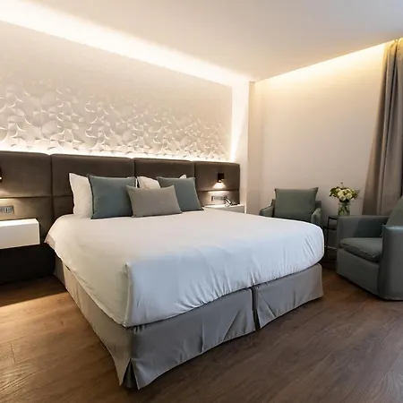 Hotel Old Port Limassol