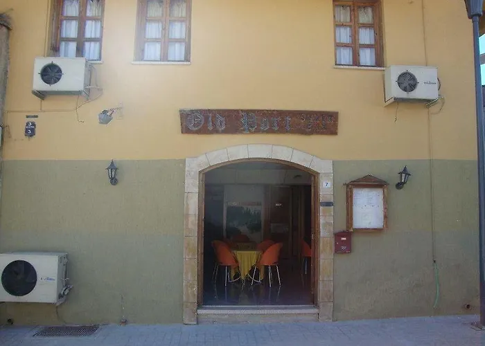 Old Port Hotel