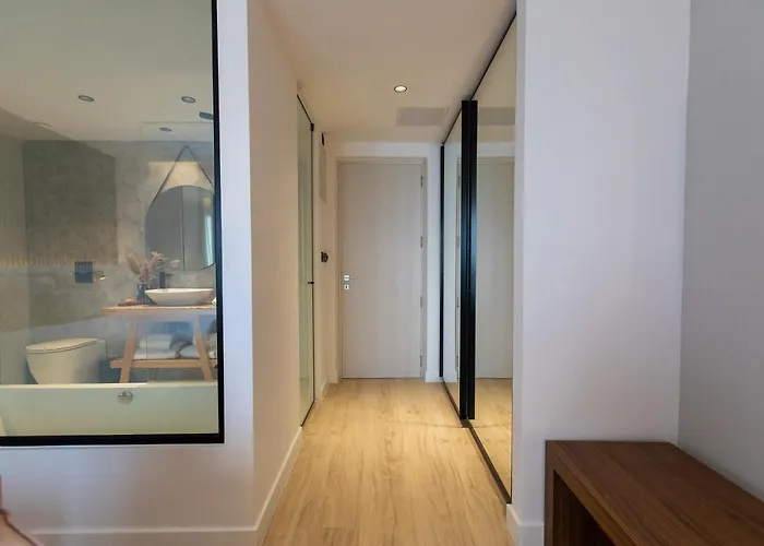 Old Port Hotel Lemesos