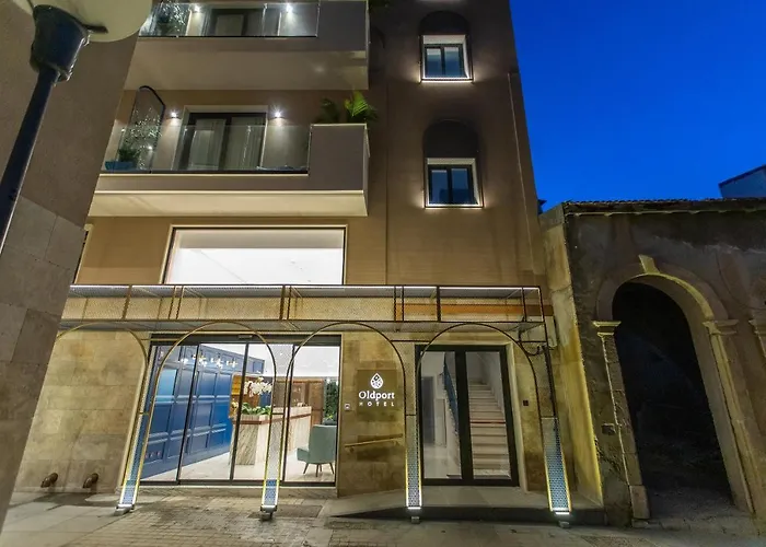 Hotel Old Port Limassol