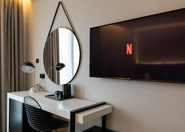 Old Port 3* Limassol