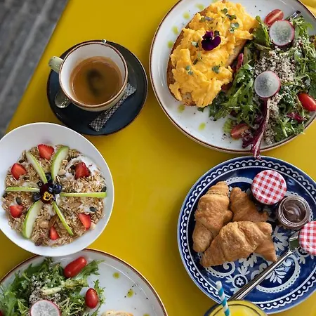 Old Port 3* Λεμεσός